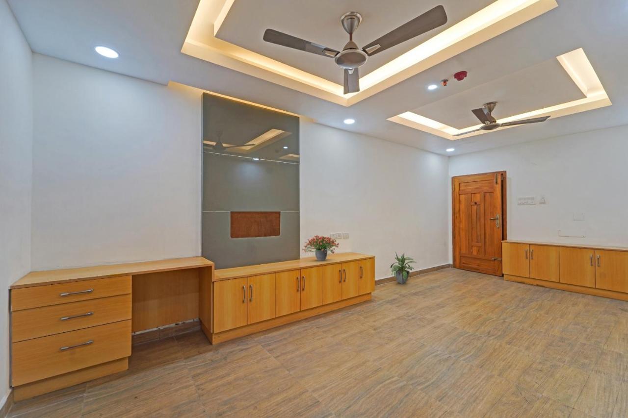 Hotel O J2 Service Apartment Ченнаи Экстерьер фото